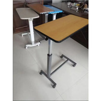 Table de chevet médicale pour hôpital Table de chevet réglable mobile en ABS sur table de lit Table de plateau de lit d'hôpital avec roulettes