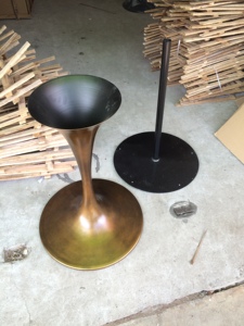 בסיס שולחן פליז בצורת צבעוני, בסיס שולחן מתכת כבדה למשטחים עגולים - Product Image 2