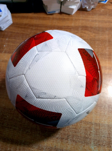 Ballon de football d'entraînement taille 5 en PVC/PU/TPU, durable, couleurs et emballage personnalisés, personnalisation complète du design et du logo - Product Image 3