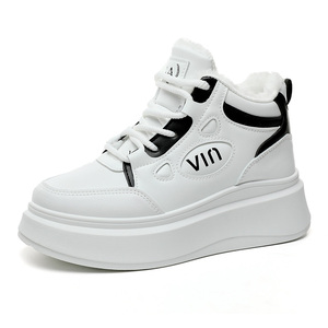 2026 New Winter Warm Cotton Shoes Thick Sole Student Running Shoes with Velvet Elevated Board Shoes - Product Image 1