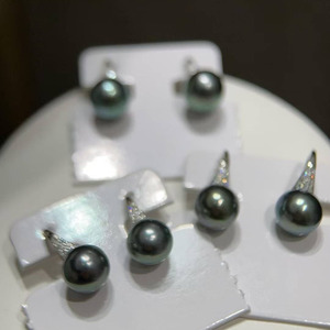 wholesale High Heel Pearl <b>Stud</b> <b>Earrings</b> 9-10mm Tahitian Black Pearl Near Round Front Clean Minor Blemish Sterling <b>Silver</b> Jewelry - Product Image 3