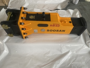 Marteau hydraulique SOOSAN SB40 de type boîte pour la démolition de roches, destiné aux excavatrices et aux équipements de construction - Product Image 5