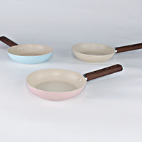Ensemble de poêles antiadhésives écologiques pour la cuisine domestique, design classique, couvercle en verre, revêtement en granit, manche en bois