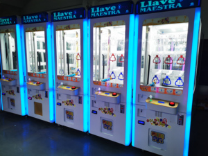 Cửa Hàng Giày Quà Tặng Giải Thưởng Key Master Máy Bán Hàng Tự Động Các Key Master Challenge Win Giải Thưởng <span class=keywords><strong>Keymaster</strong></span> <span class=keywords><strong>Arcade</strong></span> Games - Product Image 6