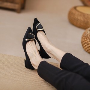 Scarpe con <span class=keywords><strong>Tacco</strong></span> a Punta e Quadrato in Metallo, in Morbida Pelle Scamosciata, <span class=keywords><strong>Tacco</strong></span> <span class=keywords><strong>Basso</strong></span> per Donne, per Ufficio, Casual e Occasioni di Lavoro - Product Image 4