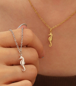 <span class=keywords><strong>Collar</strong></span> de caballito de mar Joyería de mar <span class=keywords><strong>Collar</strong></span> De Moda <span class=keywords><strong>Collar</strong></span> de anime Joyería sin deslustre 18K Chapado en oro Hipoalergénico - Product Image 2