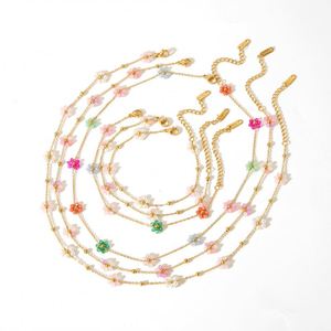 Conjunto de joyería femenina de acero inoxidable al por mayor, collar, pendientes y pulsera con colgante de trébol, PVD de oro de 18 quilates - Product Image 3
