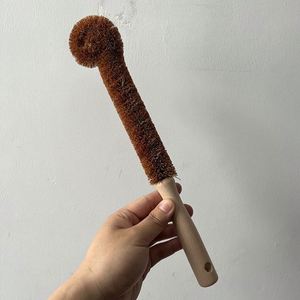 Wholesale Long Wooden Handle <b>Coconut</b> Fiber Bottle Brush Kitchen <b>Cup</b> Scrub Cleaning Brush with Logo - Product Image 1