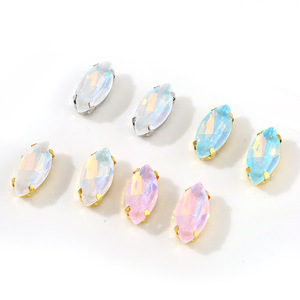 Cristales de vidrio tipo marquesa con orificio para joyería DIY y accesorios de ropa, engaste de 4 puntas, opciones multicolor. - Product Image 4