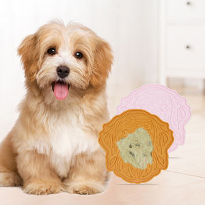 وسادة لعق للكلاب عالية الجودة بالجملة مع أكواب شفط، مغذي بطيء قابل للغسل وغير قابل للانزلاق مصنوع من السيليكون - Product Image 5