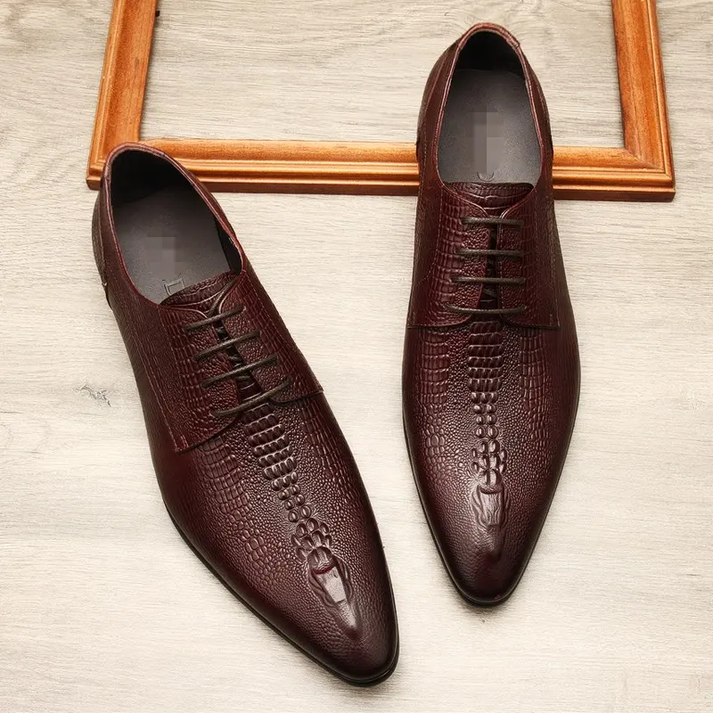 Wholesale pointed Leather Men's shoes crocodile fashion leisure business shoes