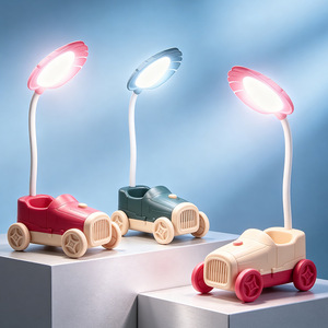 Lámpara de Escritorio LED con Diseño de Ciervo de Dibujos Animados, Control Táctil, Alimentada por Batería DC, Cuerpo de Plástico Rosa, para Habitación Infantil, Estudio, Luz Nocturna - Product Image 2