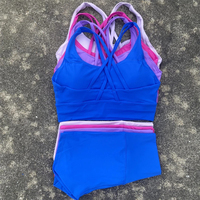 Ensemble de sport 2 pièces pour femme : Legging court taille haute couleur unie et brassière de sport dos croisé pour fitness, gym et yoga