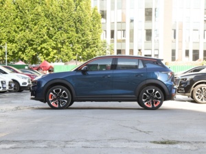 2025 Venta caliente precio barato vehículo de combustible LYNK & CO 06 Remix 1,5 T YAO <span class=keywords><strong>Halo</strong></span> coches chinos gasolina automóvil sedán para la venta - Product Image 4