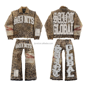 Giacca da Lavoro Personalizzata in Denim, Oversize Stile Vintage in Tela Leopardata con Toppa Ricamata, Chiusura a Cerniera e Finitura Effetto Vissuto - Product Image 3