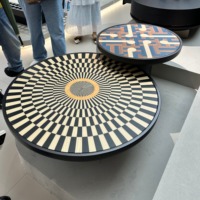 Table basse de salon haut de gamme en bois massif de style minimaliste italien, créative, avec motif graffiti peint en cercle