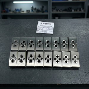 OEM/ODM 20 días NUMATEC Mecanizado CNC de Alta Precisión en Vietnam, Torneado/Fresado CNC, Tamaño Personalizado, Anodizado Transparente - Product Image 3