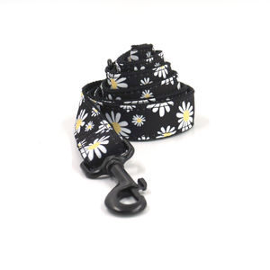 かわいいデザイン黒デイジーハーネス子犬用カラーリーシュ犬用ハーネスメーカー一括販売パーソナライズされたカスタム - Product Image 4