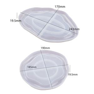 <span class=keywords><strong>Molde</strong></span> <span class=keywords><strong>de</strong></span> resina epoxi <span class=keywords><strong>de</strong></span> silicona <span class=keywords><strong>para</strong></span> bandeja <span class=keywords><strong>de</strong></span> nube Irregular CARATTE <span class=keywords><strong>para</strong></span> joyería, <span class=keywords><strong>yeso</strong></span> <span class=keywords><strong>de</strong></span> cemento, plato <span class=keywords><strong>de</strong></span> jesmonita, <span class=keywords><strong>molde</strong></span> <span class=keywords><strong>para</strong></span> Resina - Product Image 2