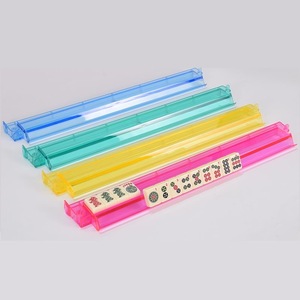Supports de tuiles de Mahjong de luxe pliables en acrylique transparent sur mesure avec poussoir magnétique pour le divertissement - Vente en gros usine - Product Image 2
