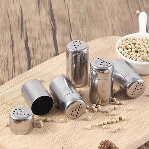 Nouveaux produits 2026 Maison <span class=keywords><strong>et</strong></span> cuisine Petits salières <span class=keywords><strong>et</strong></span> poivrières en métal pour épices <span class=keywords><strong>et</strong></span> assaisonnements, distributeur d'épices - Product Image 4