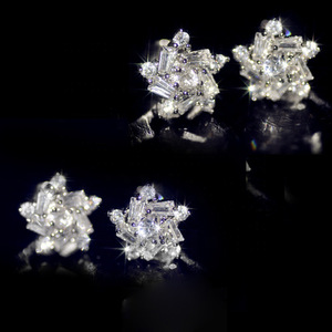 Orecchini a Perno a Forma di T con Cristalli per Donne, Accessori Minimalisti alla Moda per Uso Quotidiano e Regalo - Product Image 3