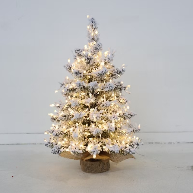 Factory Hot Selling High Quality Luxury Artificial PVC+PE Mini Christmas Tree Personalized Eco-Friendly Green LED Lights