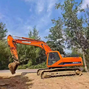 Excavatrice Doosan DH300LC-7 d'occasion à bas prix, en bon état, 30 tonnes, 225 220 300 420 Excavatrices Doosan d'occasion DH300 DX300 à vendre - Product Image 1