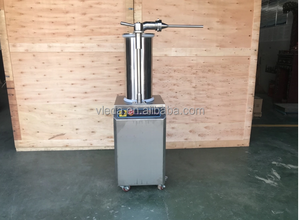 15/26/35L macchina per il riempimento di salsicce in acciaio inox Hgydraulic macchina per la produzione di salsicce - Product Image 2