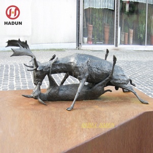 Escultura <span class=keywords><strong>de</strong></span> <span class=keywords><strong>ciervo</strong></span> <span class=keywords><strong>de</strong></span> <span class=keywords><strong>cola</strong></span> <span class=keywords><strong>blanca</strong></span> para jardín, parque al aire libre, lucha <span class=keywords><strong>de</strong></span> bronce - Product Image 3