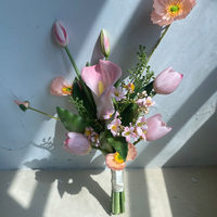 Bouquet floral artificiel LQ de style coréen Mori, réaliste, léger et durable, fait main, tulipes et lys pour séances photo de mariage