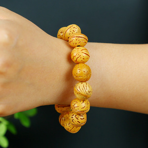 สร้อยข้อมือวอลนัทธรรมชาติ ลูกปัดขนาด 12 มม. ลูกประคำสำหรับสวดมนต์และการสวมใส่ประจำวัน - Product Image 3