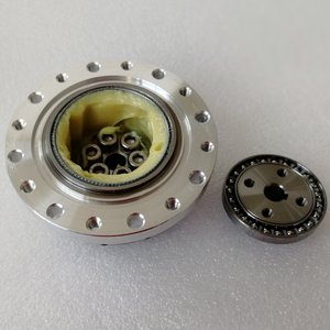 3F FAMED Réducteur de vitesse CSG-25 Entraînement par moteur Boîte de vitesse harmonique de précision à couple élevé Rouge Certifié CE/ISO 0.5 <span class=keywords><strong>HP</strong></span> 50-160 Rapport de vitesse - Product Image 3