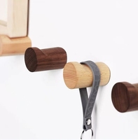 Crochets muraux multifonctionnels en bois, classiques et modernes, faits à la main, pour vêtements et salle de bain