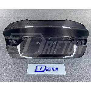 Drifton Q50 14-17 Ducktail en fibre de carbone pour hayon arrière avec finition brillante anti-UV en tissage 3K/6K/12K pour Infiniti Q50 - Product Image 4