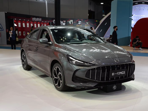 2024 nuova berlina compatta MG5 1.5T auto a Gas Made in cina <span class=keywords><strong>MG</strong></span> 5 vendita calda a buon mercato - Product Image 3