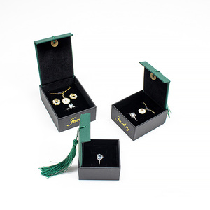 Boîte de rangement pour bijoux, boîte cadeau, style ancien, or foncé vert, avec franges, style à rabat - Product Image 4