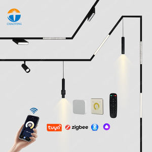 Lumières sur rail linéaires Combinaison gratuite Installation facile Projecteur 48V encastré en surface 6W 12W 18W <span class=keywords><strong>LED</strong></span> Système d'éclairage sur rail magnétique - Product Image 1