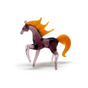 Figura de Caballo de Cristal Hecha a Mano con Crin y Cola Naranjas, Escultura de Animal Marrón para Decoración del Hogar - Product Image 1