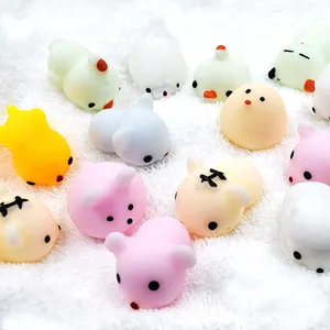 귀여운 미니 동물 Squishies Kawaii Mochi 짜기 장난감 어린이 어린이 부드러운 스티커 스트레스 완화 재미 선물 장난감 미니 동물 장난감