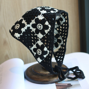 Diadema de Ganchillo de Algodón Hecha a Mano, Pañuelo Triangular Suave en Color Liso para Uso en Exteriores, Inspirado en el Cuadrado de la Abuela - Product Image 1