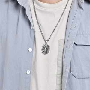 Medaglia di San Michele Arcangelo, Ciondolo Trendy in Acciaio Inossidabile, Gioiello di Moda, Collana Placcata Oro 18K PVD 316 per Uomo - Product Image 4