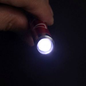 Porte-clés LED personnalisé pas cher, mini lampe torche, projecteur LED ultra lumineux - Product Image 6