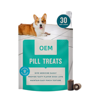 Friandises à mâcher souples pour chiens, saveur viande, riches en protéines, texture douce, aide à l'administration de médicaments et de compléments alimentaires pour tous.