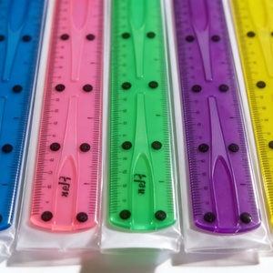 Juego de reglas flexibles de 20cm, regla de plástico, juego de reglas irrompibles, regla suave y flexible, juego de reglas transparentes, regalo promocional, regla suave - Product Image 2