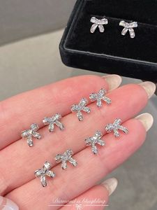 Boucles d'oreilles en or 18 carats et diamants naturels, nouvelle création Xinfly pour femme - Product Image 4