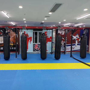 <span class=keywords><strong>Sac</strong></span> <span class=keywords><strong>de</strong></span> <span class=keywords><strong>frappe</strong></span> lourd Pro pour entraînement Kickboxer <span class=keywords><strong>Combo</strong></span> cuir et PVC/PU avec chaîne pour entraînement <span class=keywords><strong>de</strong></span> boxe - Product Image 3