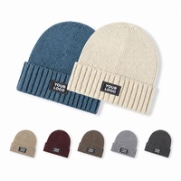 Bonnet unisexe vintage en tricot côtelé avec logo personnalisé, bleu brume et blanc, à revers, chaud et extensible pour l'hiver, vente en gros OEM, avec nœuds et lettres