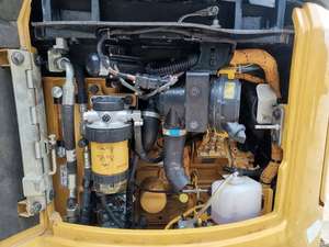 Chargeuse-pelleteuse agricole sur chenilles CAT302 d'occasion, 2 tonnes, fabriquée au Japon, faible nombre d'heures de travail, peinture d'origine, moteur, boîte de vitesses, pompe, PLC - Product Image 3