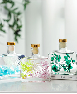 ขายส่งดอกไม้น้ำแก้วแบบกำหนดเอง น้ำมันหอมระเหยไร้เปลวไฟ เป็นมิตรกับสิ่งแวดล้อม กลิ่นหอมติดทนนาน ทำด้วยมือ - Product Image 5